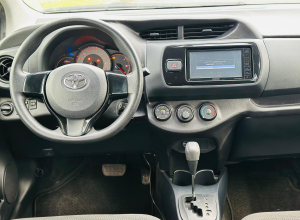 Toyota Vitz Básico