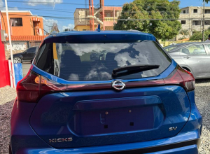 Nissan Kicks SV