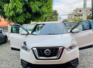 Nissan Kicks SV