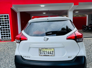 Nissan Kicks SV