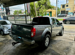 Nissan Frontier SV