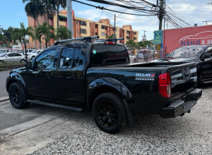 Nissan Frontier SV