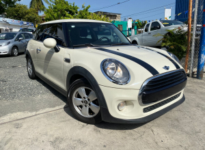 MINI Cooper Básico