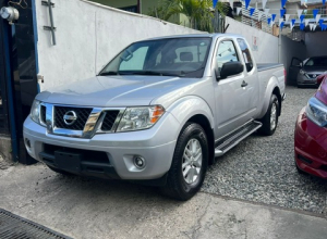 Nissan Frontier SV