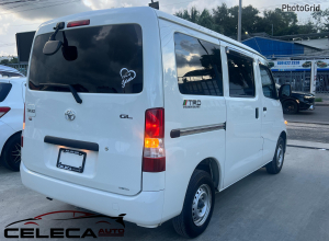 Toyota Town Ace Basico