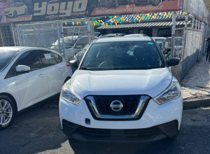 Nissan Kicks S