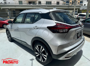 Nissan Kicks SV