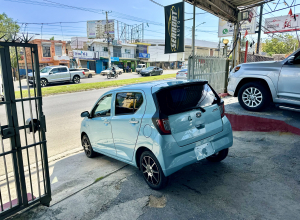 Daihatsu Mira Plus