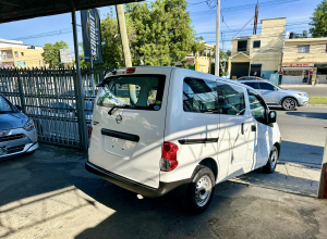 Nissan NV 200