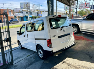 Nissan NV 200