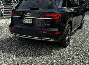 Audi Q5 Select