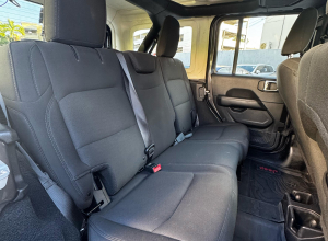 Jeep Wrangler Sahara Unlimited