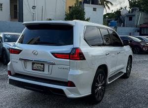 Lexus LX 570