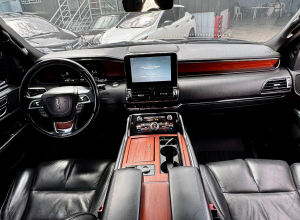 Lincoln Navigator Reserve