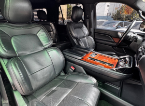 Lincoln Navigator Reserve