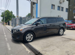 Kia Sedona LX