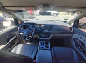 Kia Sedona LX