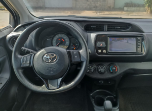 Toyota Vitz Básico