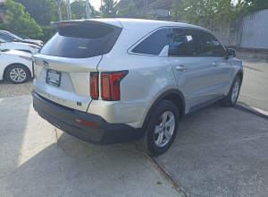 Kia Sorento LX