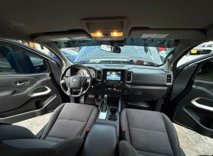 Nissan Frontier SV