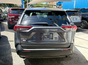 Toyota RAV4 XLE