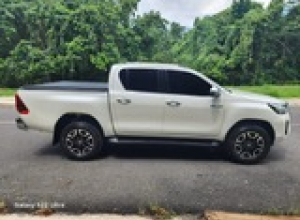 Toyota Hilux SRV