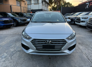 Hyundai Accent SE