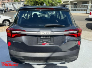 Kia Seltos EX