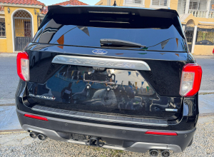 Ford Explorer Platinum