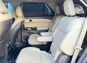 Ford Explorer Platinum