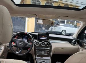 Mercedes-Benz Clase C 300