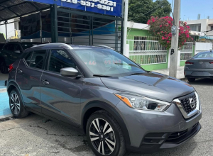 Nissan Kicks SV
