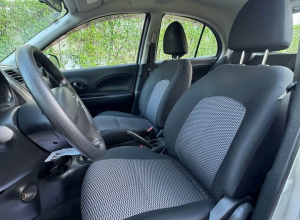 Nissan March Básico