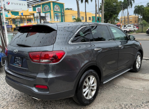 Kia Sorento LX