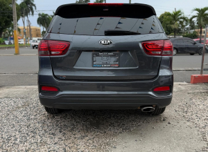 Kia Sorento LX