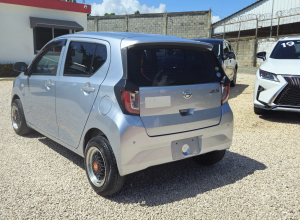 Daihatsu Mira Básico