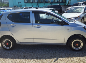 Daihatsu Mira Básico