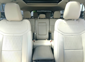 Ford Explorer Platinum