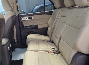 Ford Explorer Platinum