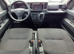 Toyota Pixis Basico