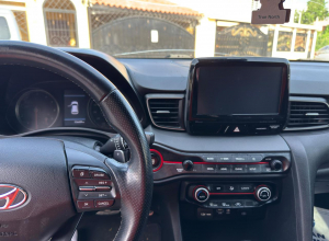 Hyundai Veloster Básico