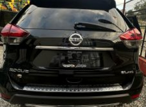Nissan Rogue SL