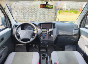 Toyota Town Ace Basico