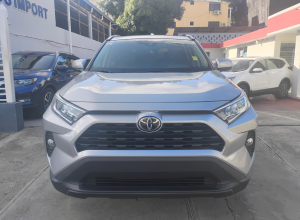 Toyota RAV4 XLE Premium