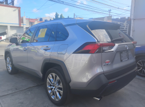 Toyota RAV4 XLE Premium