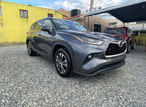 Toyota Highlander XLE