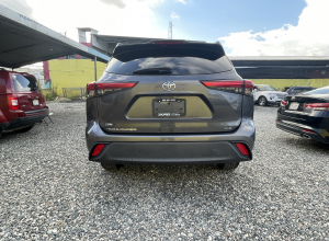 Toyota Highlander XLE