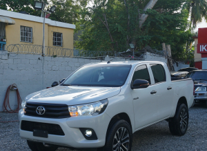Toyota Hilux Básico