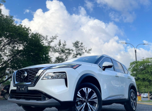 Nissan Rogue SV