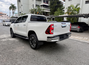 Toyota Hilux SRV